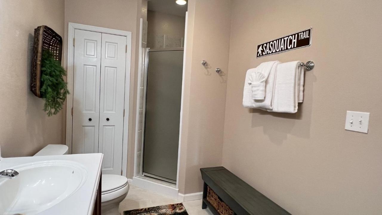 Mistletoe Cabin- Private Cabin W Views, Hottub, Pet Friendly ميرفي المظهر الخارجي الصورة
