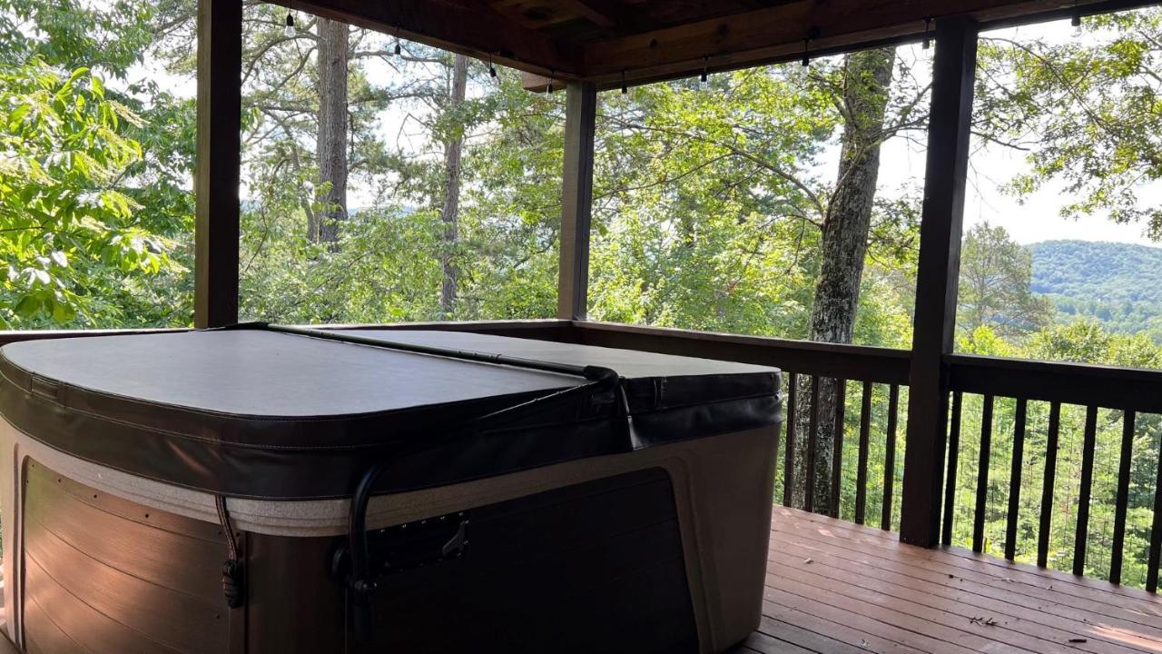 Mistletoe Cabin- Private Cabin W Views, Hottub, Pet Friendly ميرفي المظهر الخارجي الصورة
