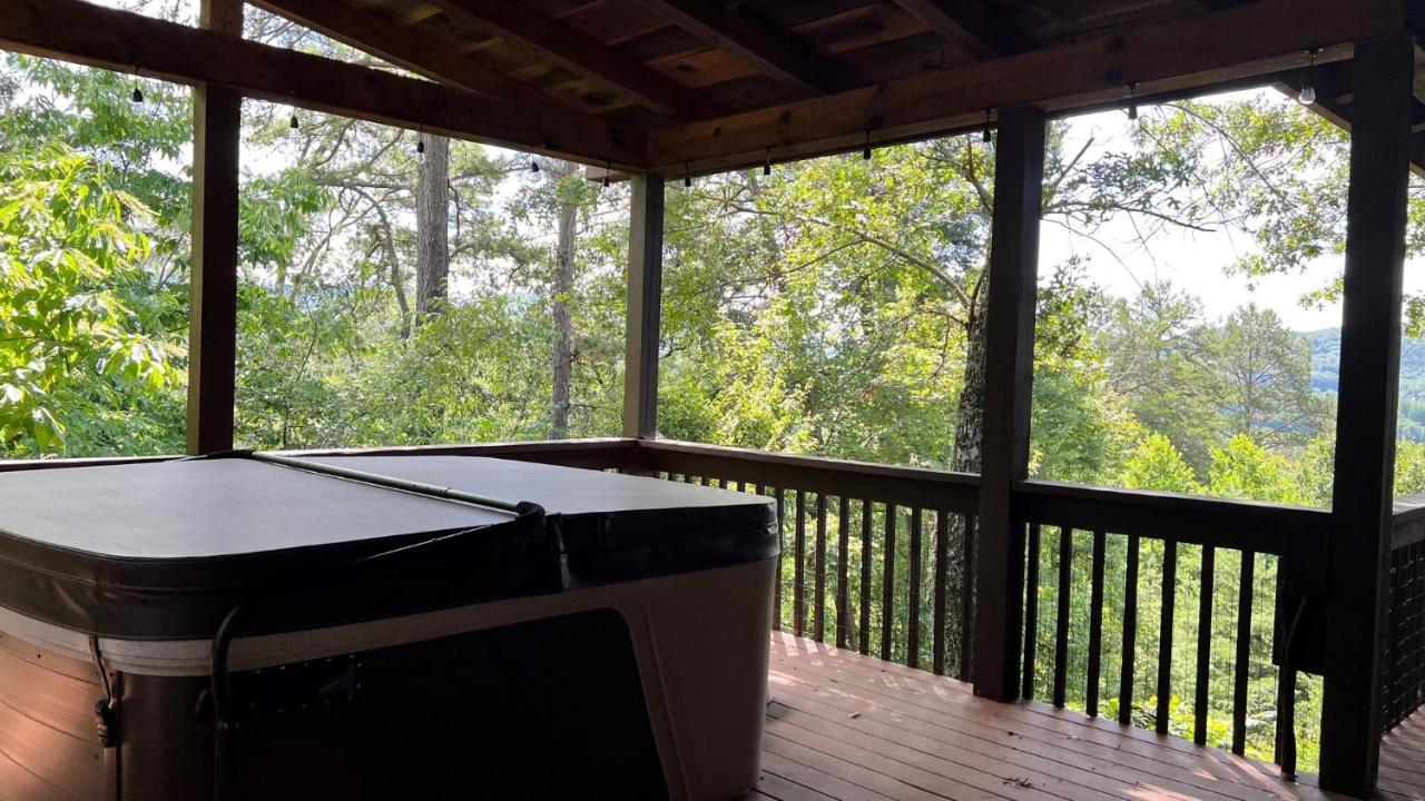Mistletoe Cabin- Private Cabin W Views, Hottub, Pet Friendly ميرفي المظهر الخارجي الصورة